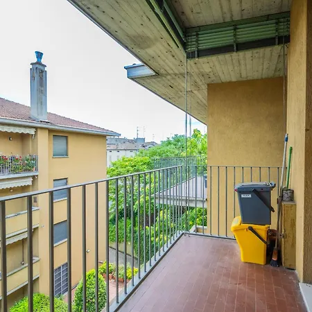 Girolamo8 Apartment Parma Exterior photo